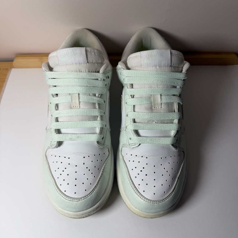 Nike Dunk Low. WMNS 8, White/Mint color sneakers